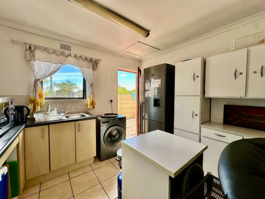 2 Bedroom Property for Sale in Bardale Village Western Cape
